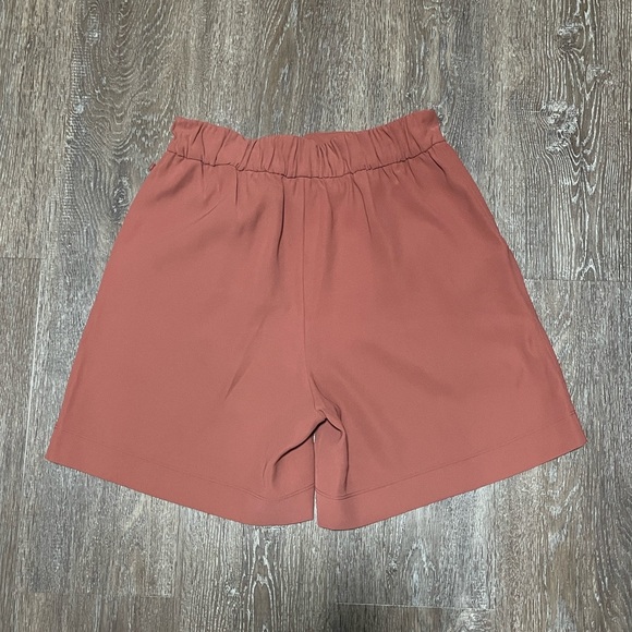 EUC Lululemon Casual Bundle. Size 6 - Picture 6 of 12